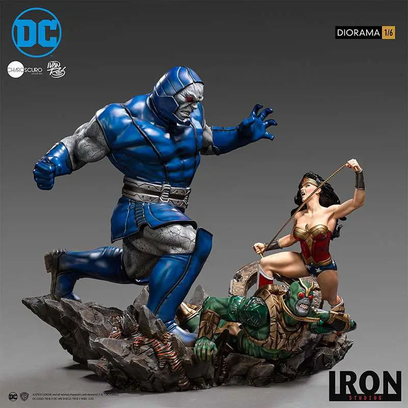 Figurine DC Comics wonder woman vs darkseid 1/6 diorama